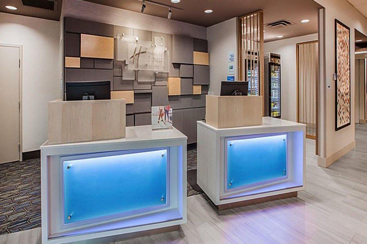 Holiday Inn Express Jonestown Ft Indiantown Gap By Ihg Exteriör bild
