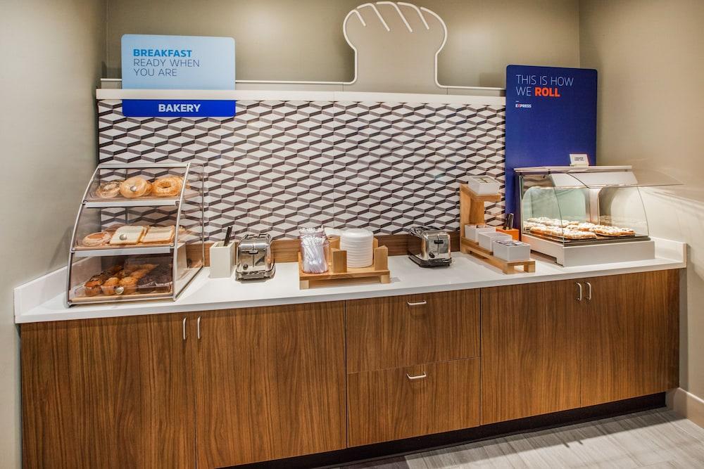Holiday Inn Express Jonestown Ft Indiantown Gap By Ihg Exteriör bild